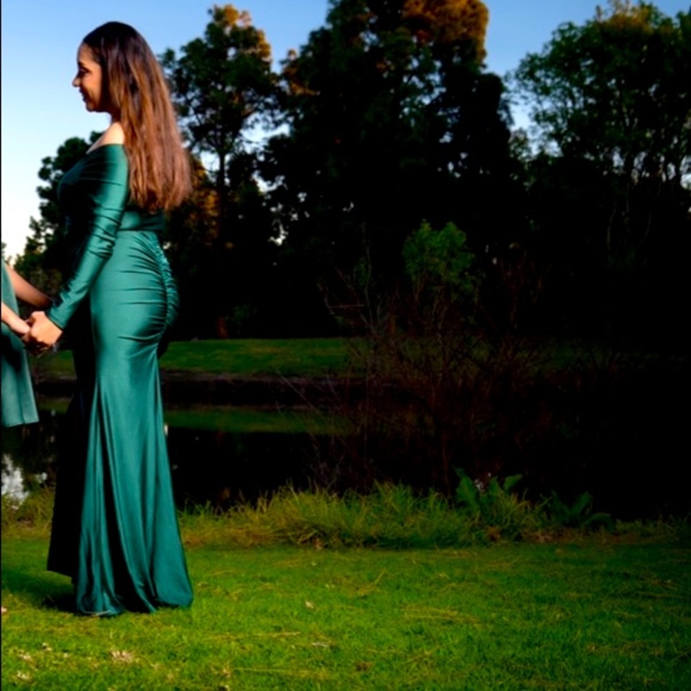 Medium dress